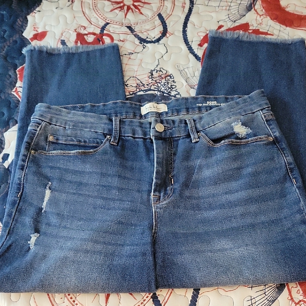 Nicole Miller Distressed Cropped Jeans - 12